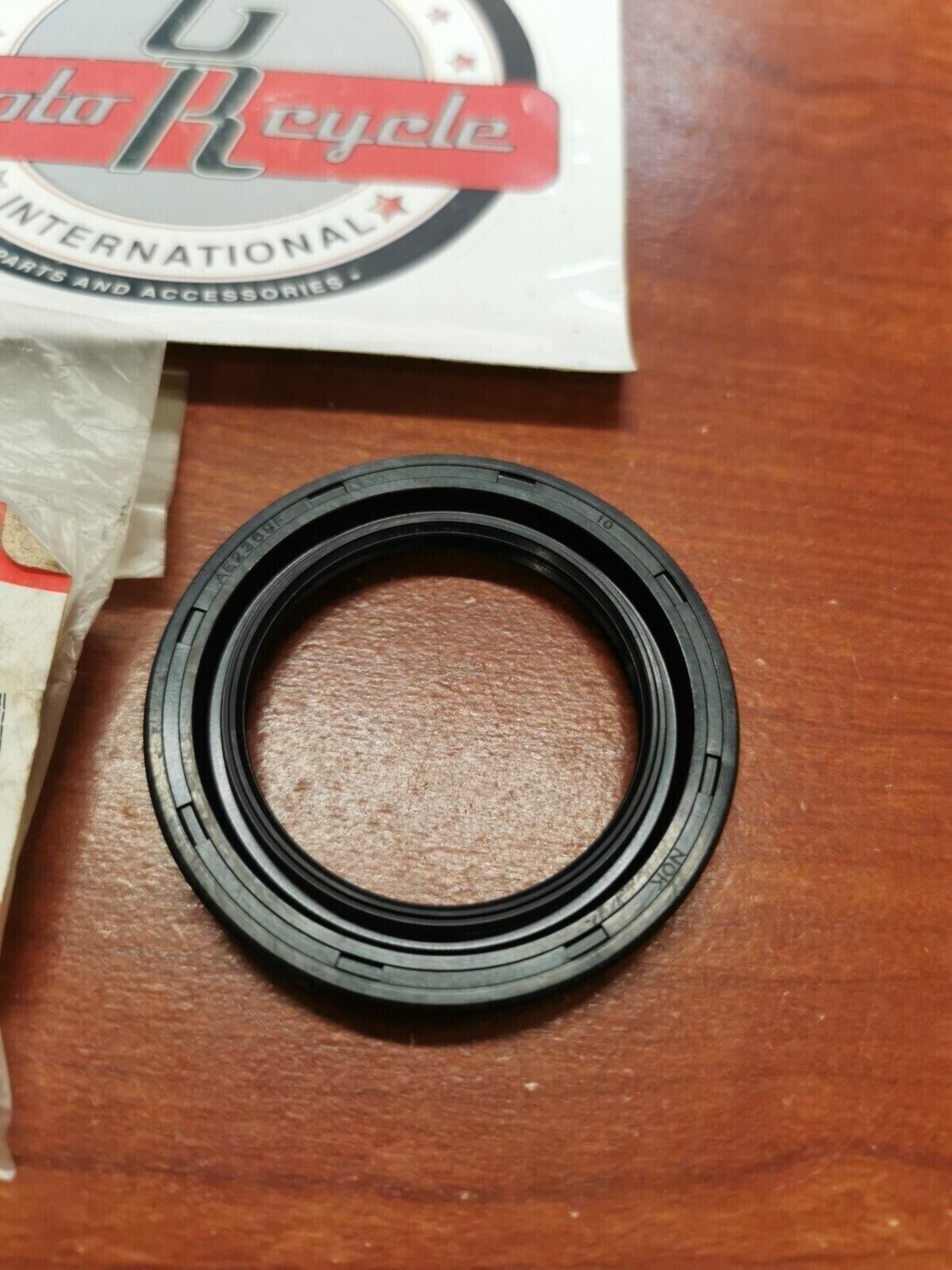 NOS Suzuki LT-4 LT-F4 LT-F250 LT-F300 SUSPENSION ARM DUST SEAL 09283-40019 S20
