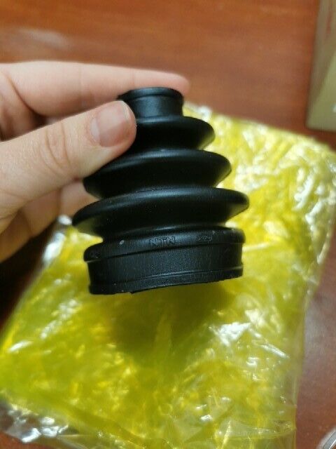 NOS Kawasaki KVF360 KVF650 KVF700 FRONT AXLE DOJ BOOT 49006-0034 K38