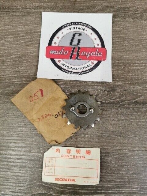 NEW NOS HONDA SS50 SS50D SS50F SPROCKET DRIVE 23800-051-305 H76