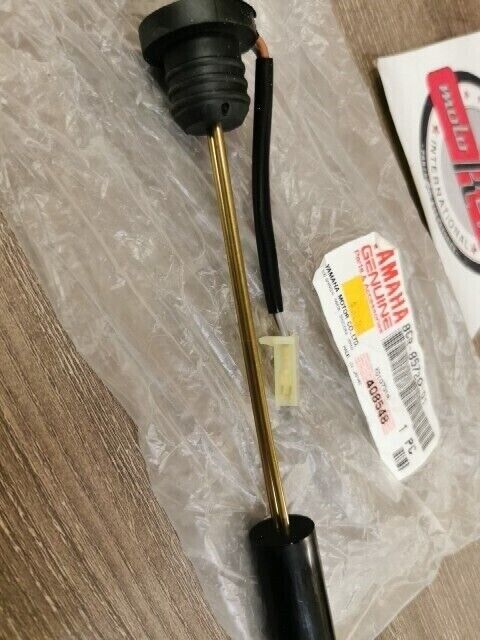 NOS YAMAHA VT60L VX500D OIL LEVEL GAUGE 8CR-85720-01-00 SUB 8CR-85720-02-00 Y113