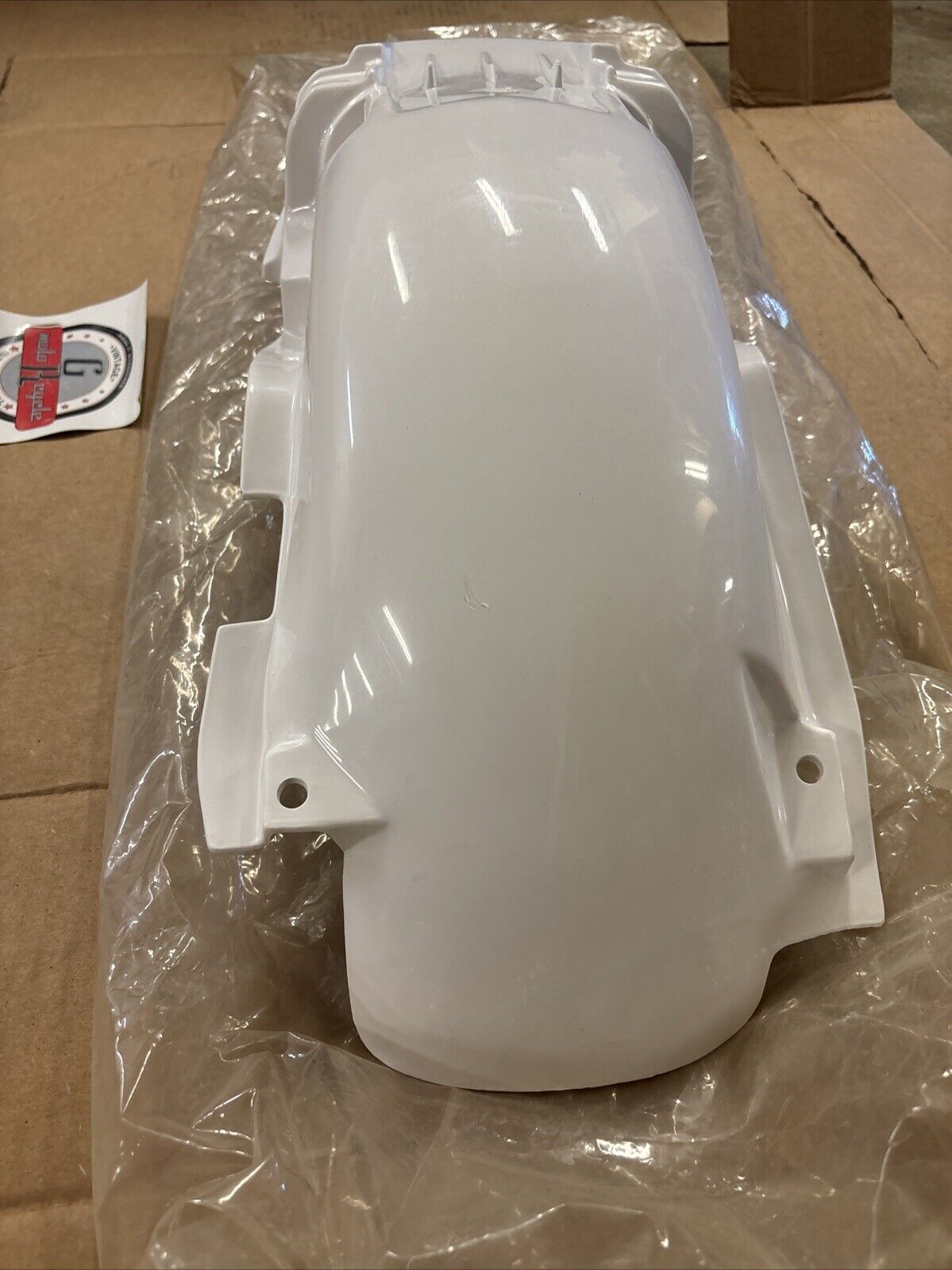 NOS UFO PLAST 1996 - 2001 YZ125 YZ250 REAR FENDER WHITE YA02897-046