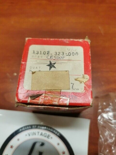 NOS Honda CB500 K1 K2 PISTON (OS 0.25) 13102-323-000 SUB. 13102-323-405 H62