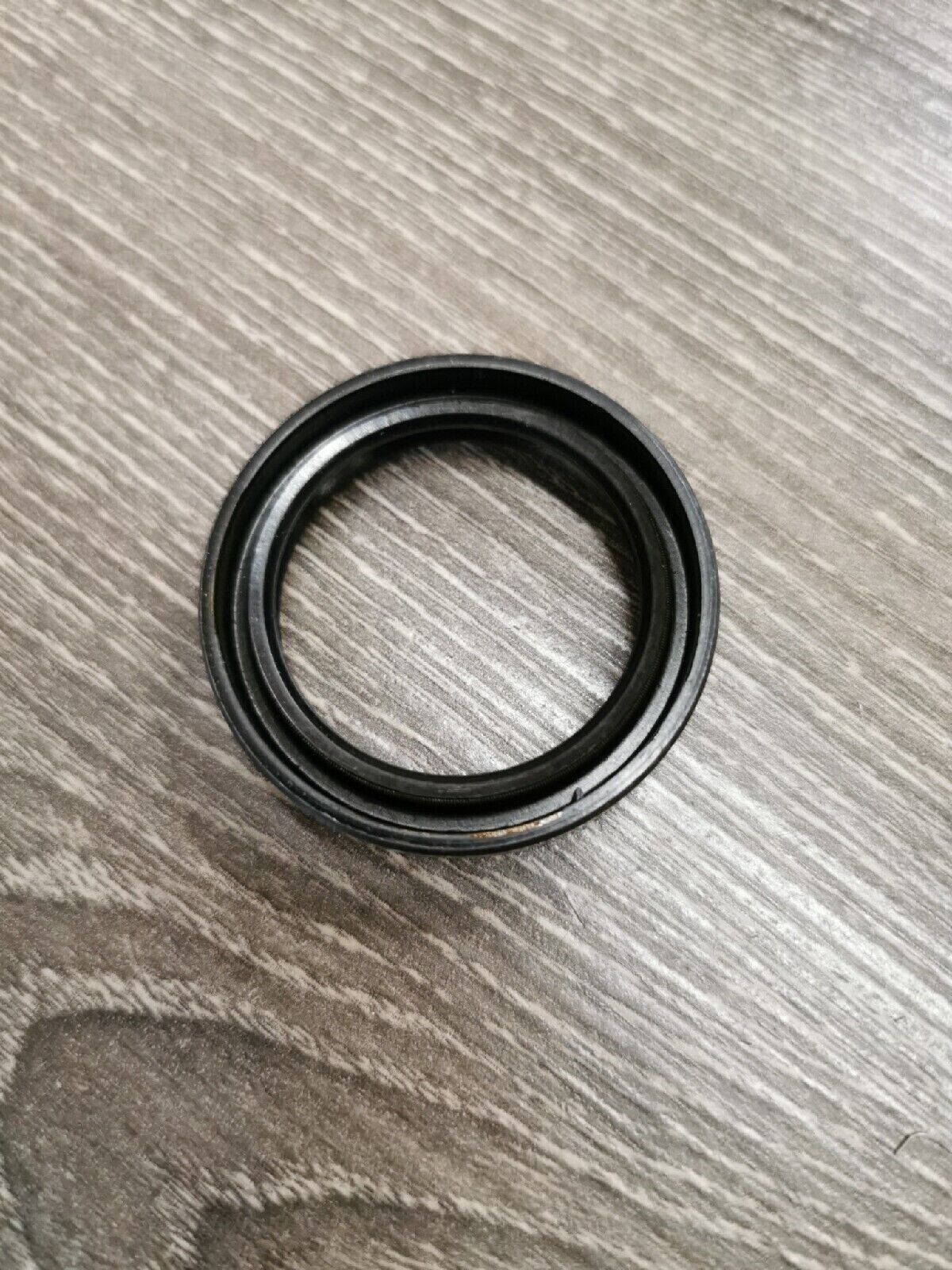NOS YAMAHA   Xs650 Tx650  Oil Seal SD 93102-34095  Y56
