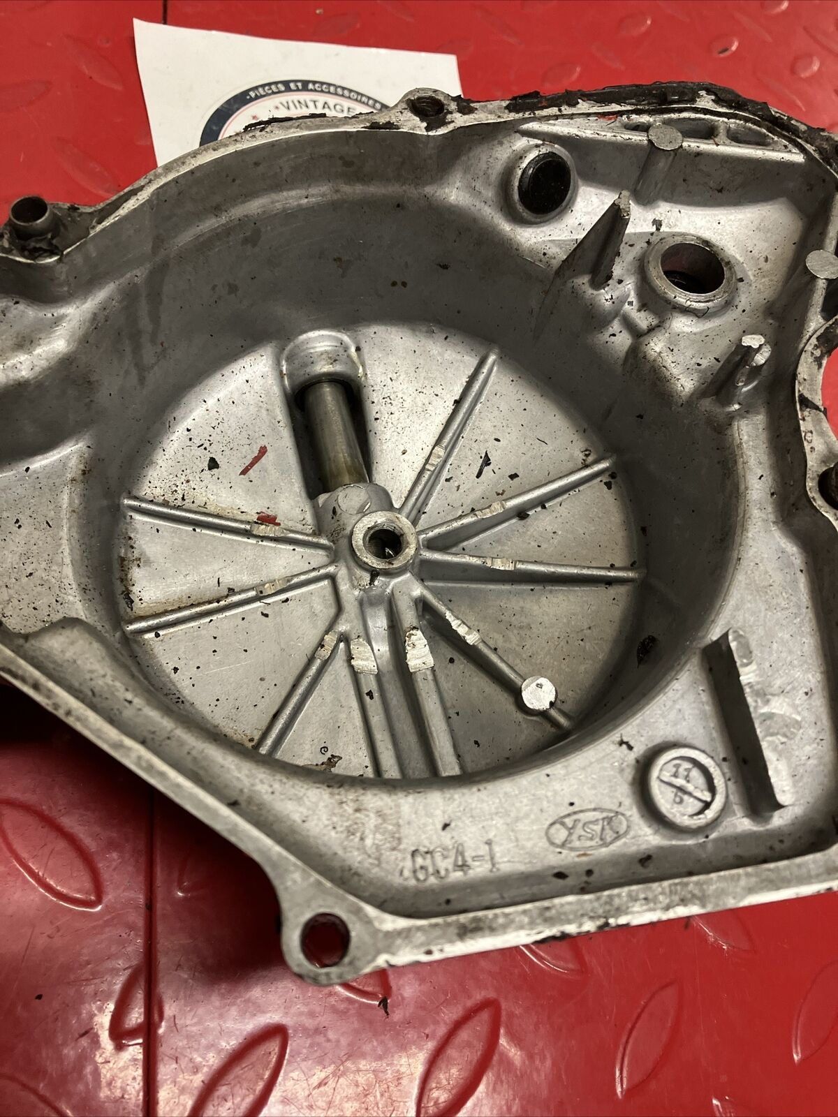 Honda CR80R 1986 Right crankcase clutch cover waterpump shaft gear