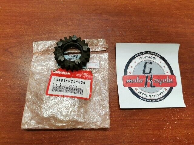NOS Honda CBR900R MAINSHAFT FIFTH GEAR (21T) 23491-MCJ-000 H108