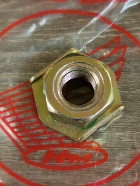 NOS HONDA GL1000 1979 1980 NUT HEADLIGHT CASE 61303-422-000 H95