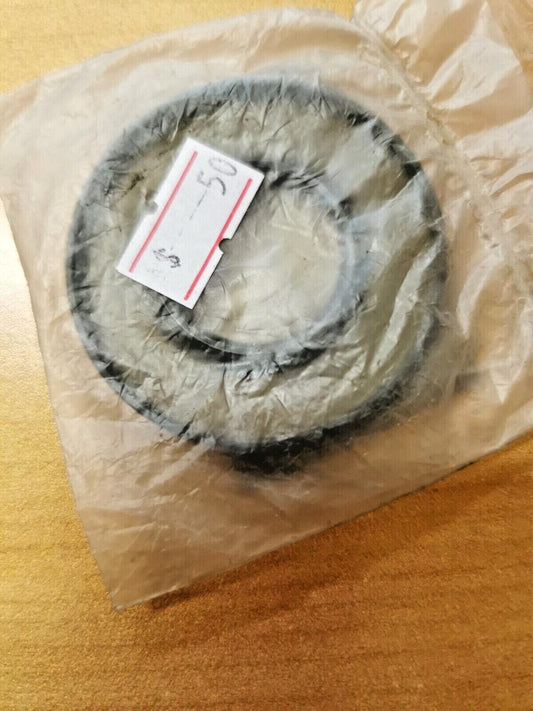 NEW NOS SUZUKI  LT250R  LT250RL  1985 - 1992  Oil Seal  09282-25004   S6