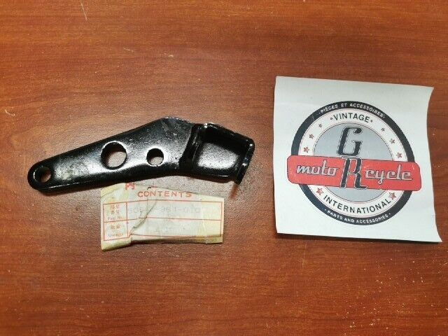 NOS Honda 1983 ATC250R LEFT FOOTPEG PLATE 50642-964-010 H84