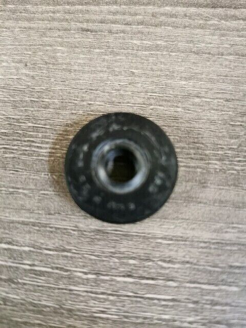 NOS YAMAHA TX650 TX750 XS1 XS650 1975 - 1977 OIL SEAL 93102-08118-00 Y145