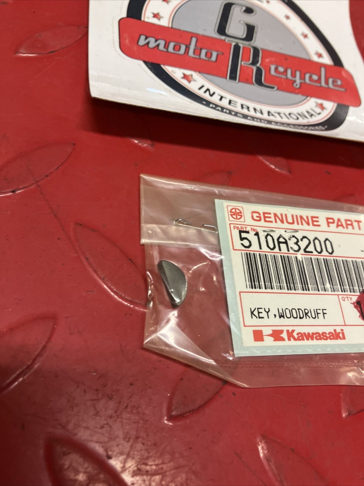 NEW NOS KAWASAKI WOODRUFF KEY 510A3200 K20