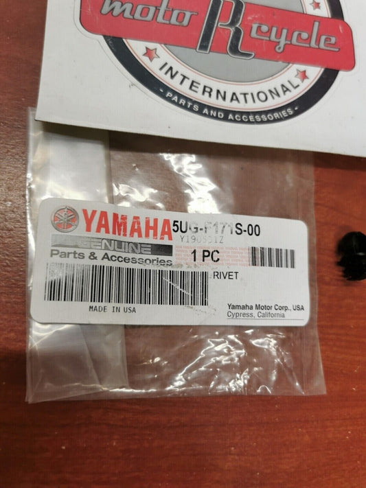 NOS Yamaha RHINO YXR 450 660 RIVET 5UG-F171S-00-00 Y81