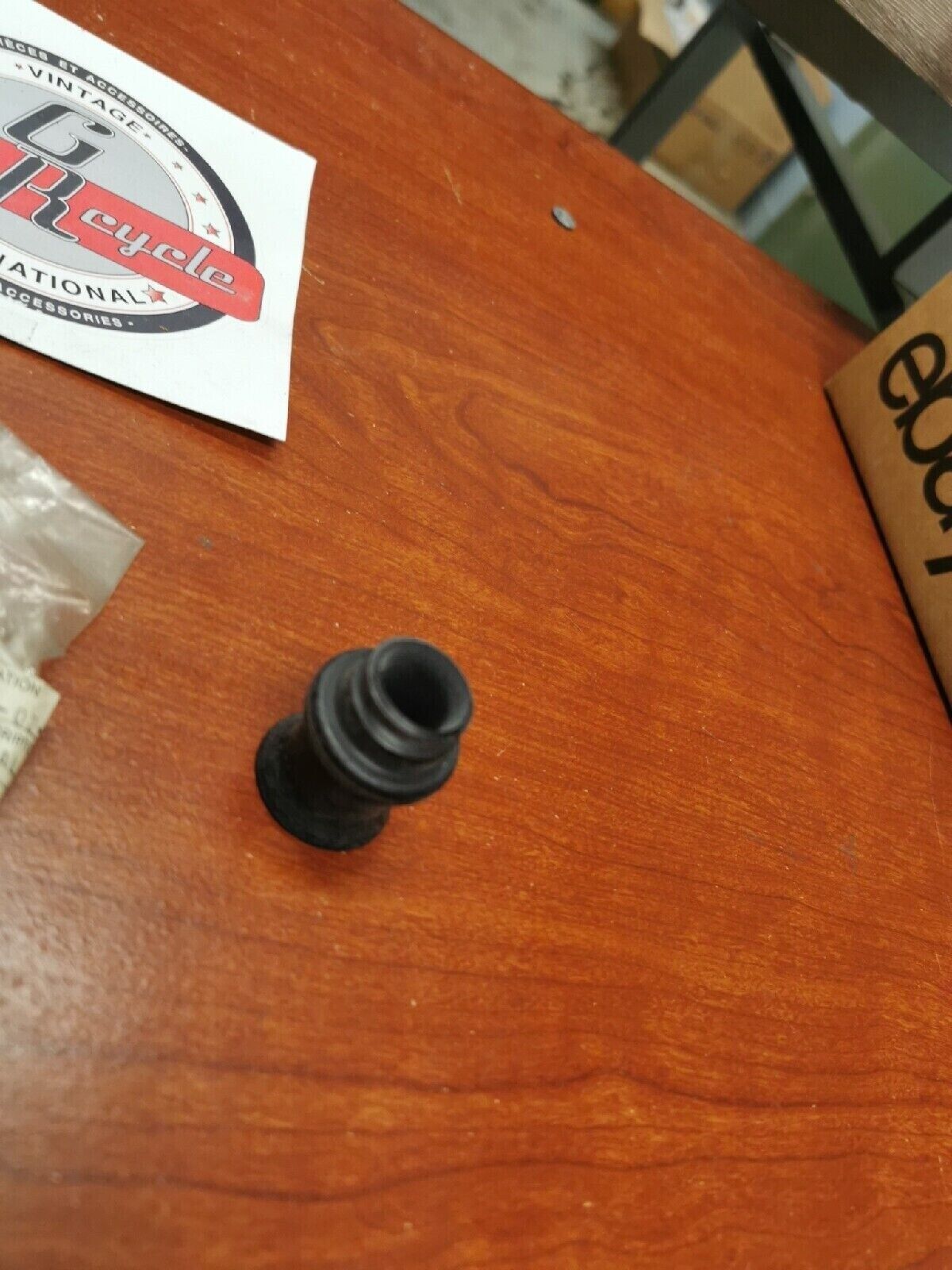 NOS Yamaha TT500 XT500 SR500 SR400 SEALING BOOT 583-18131-00-00 Y68