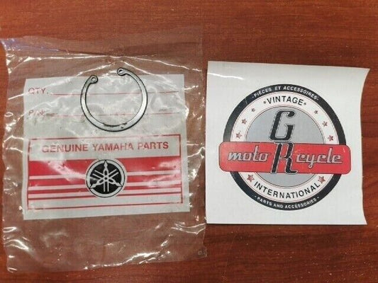 NOS Yamaha EW433 EX340 EX440 GP292 GP433 SL292 CIRCLIP 93420-44029-00 Y136