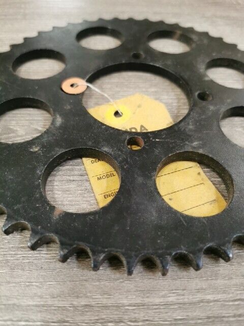 NOS  Yamaha MX100 DT100 Sprocket DRIVEN 49T 13M-25449-20-00  2L2-25449-10-33 j55