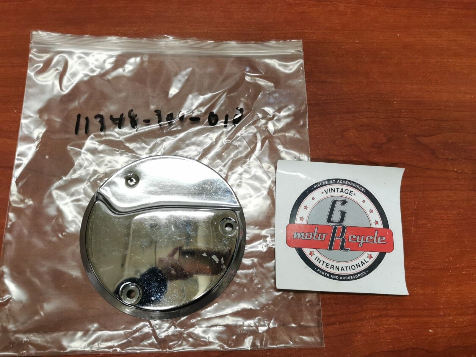 NOS Honda CB750K K1 K2 K3 K4 K5 CLUTCH ADJUST COVER 11348-300-010 H64