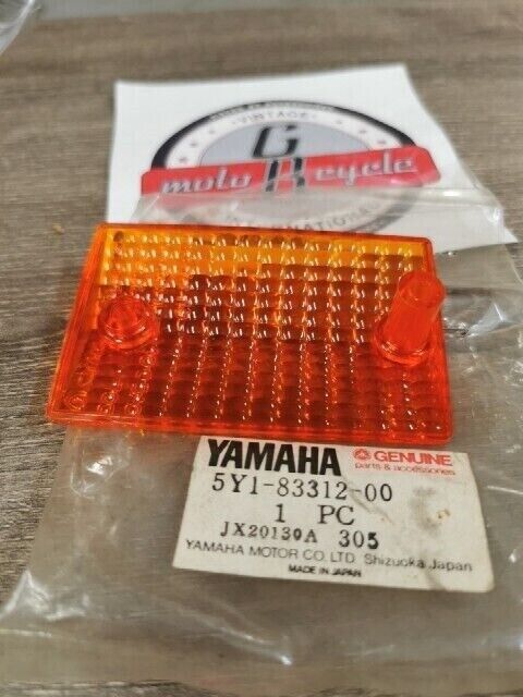 NOS YAMAHA XT200J XT550K XT350H DT50LC XT600L FLASHER LENS 5Y1-83312-00-00 Y151
