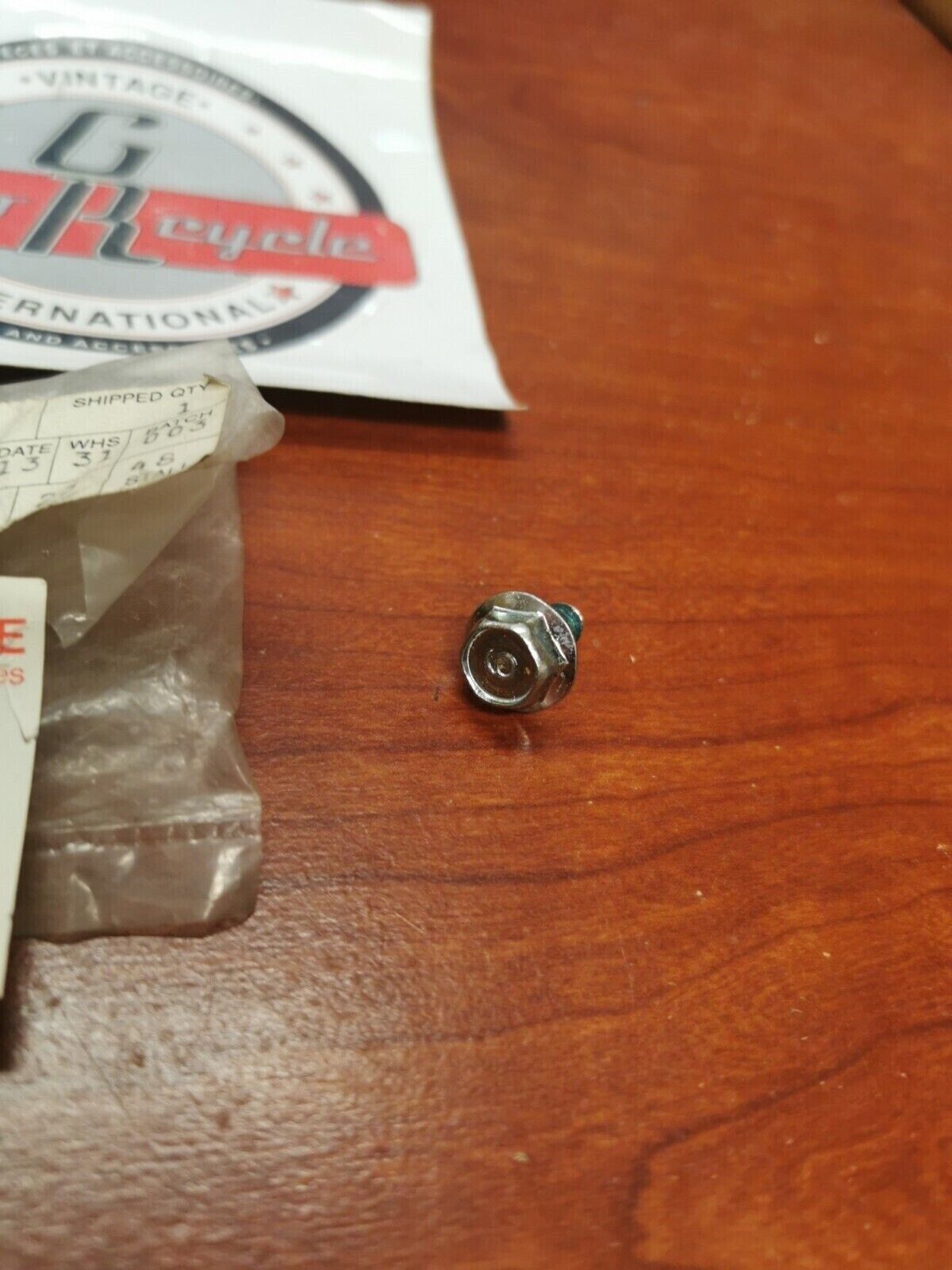 NOS YAMAHA EF6600 YG6600 FLANGE BOLT 90105-06138-00 SUB. 95817-06012-00 Y72