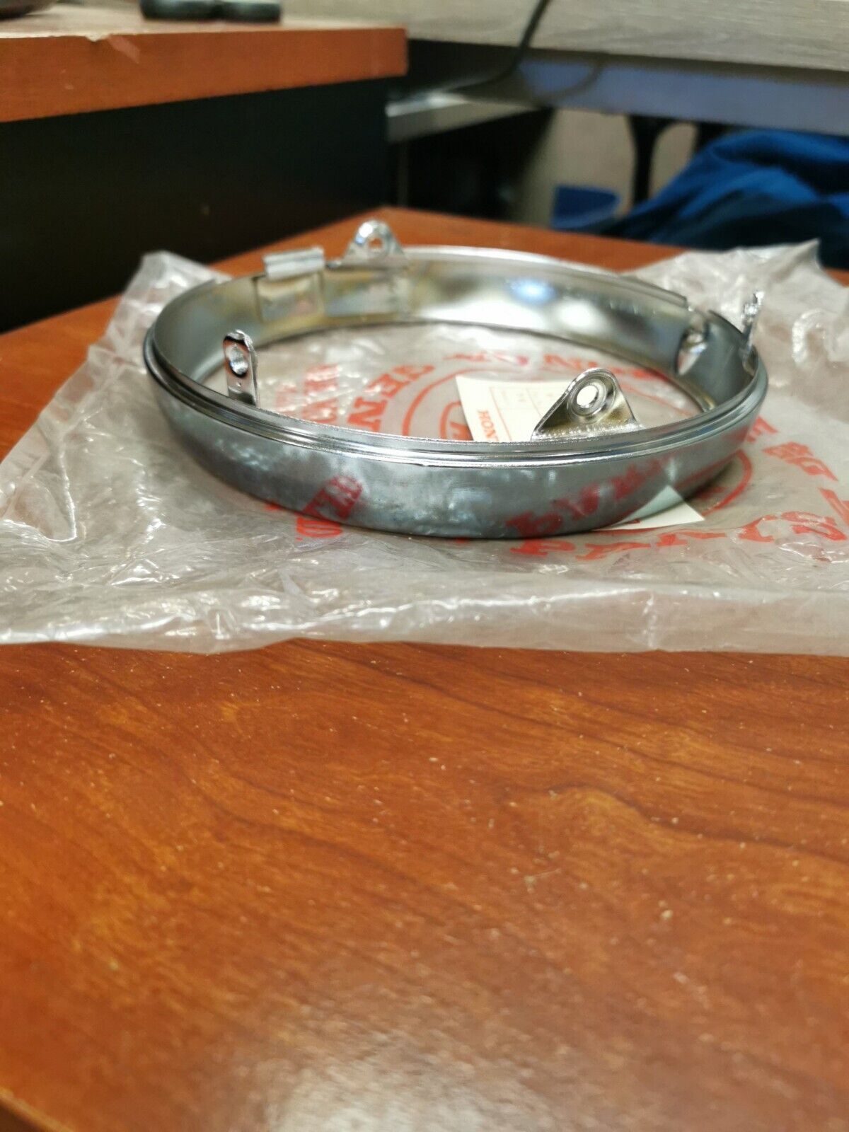NOS Honda CB360 CB400F CL360 HEADLIGHT RIM 33101-369-670 H63