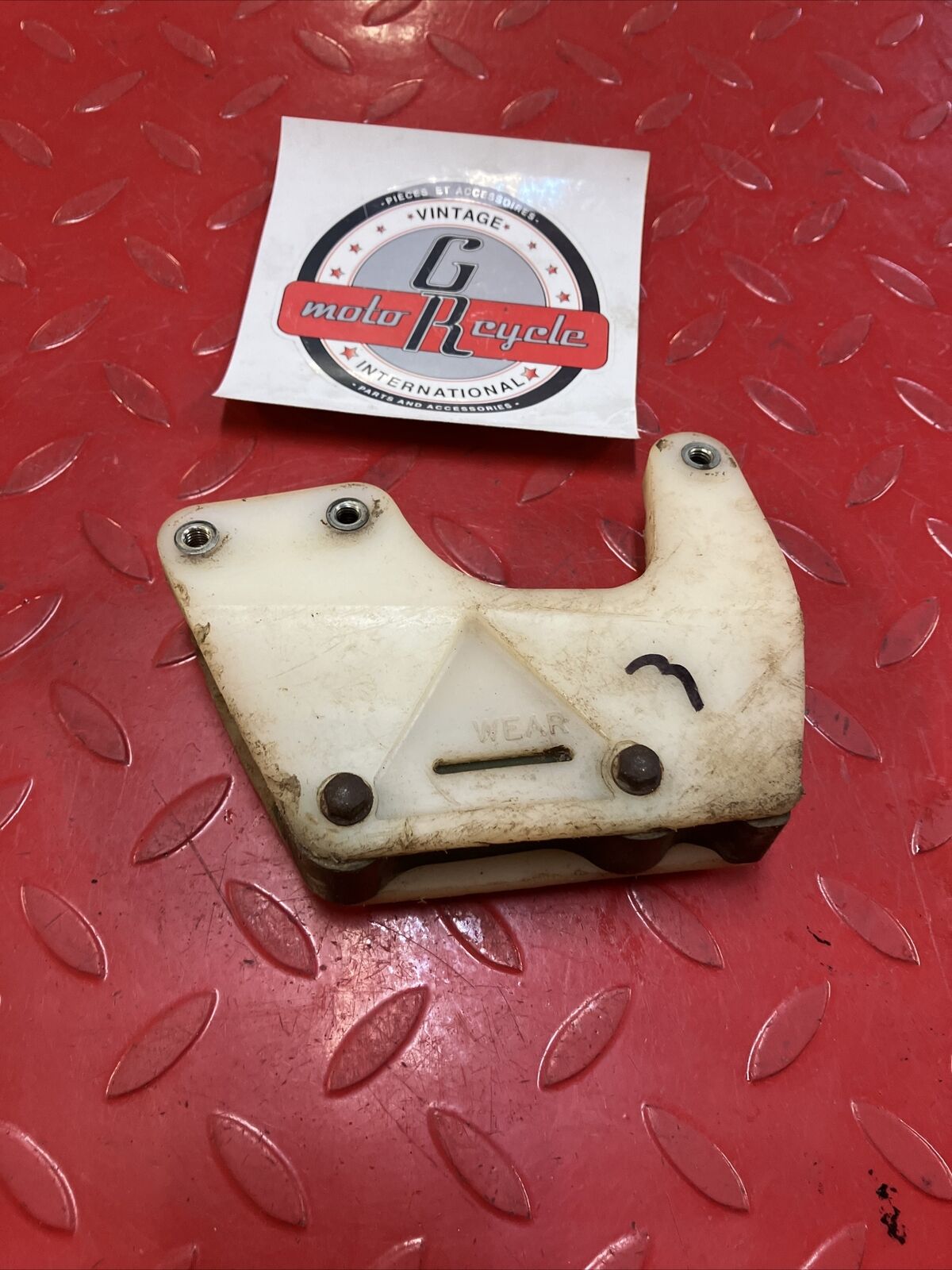Honda CR250R 1984 chain guide guard CR125R CR500R 3