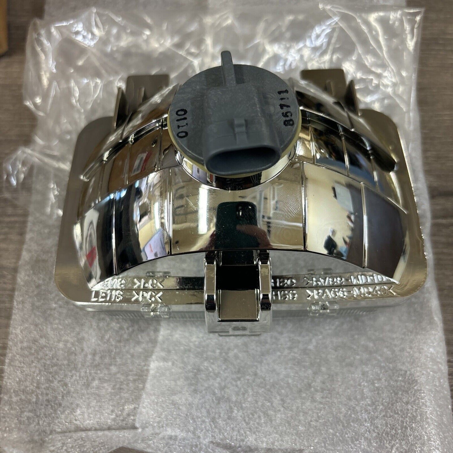 NOS Honda TRX350FE TRX350FM TRX500FA HEAD LIGHT 33100-HN5-670 H114
