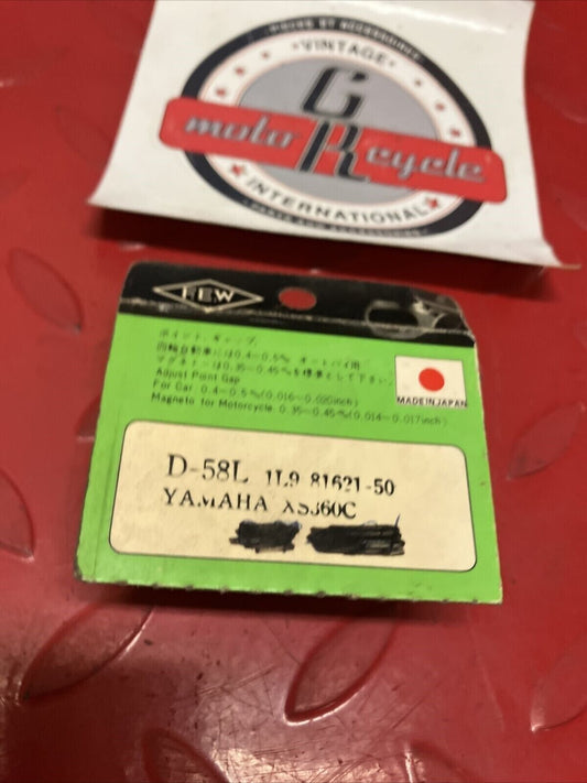 NOS YAMAHA XS360C POINT 1L9-81621-50-00 SUB BY 1L9-81621-51-00 Y65