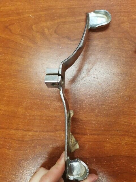NOS Honda C50 CA100 CA102 GEARSHIFT PEDAL 24701-087-010 SUB 24701-141-650 H99