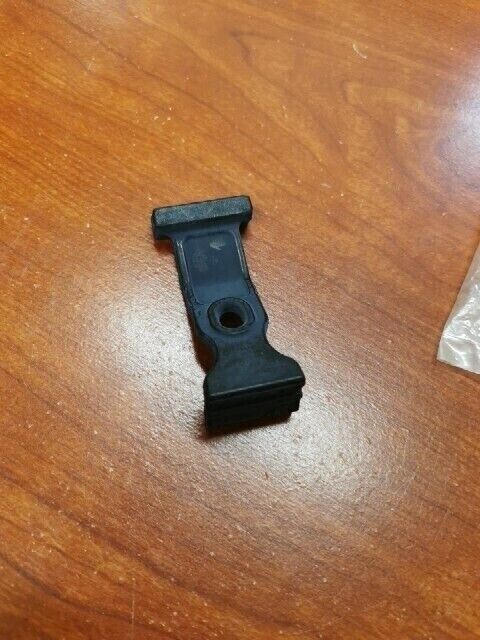 NOS Honda TRX250 TRX300 TRX350 TOOL BOX BAND 80214-HM5-850 H103