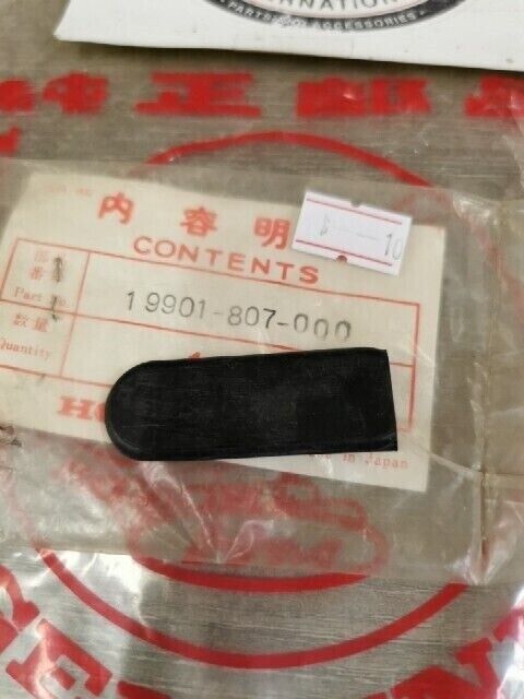 NOS HONDA E1500 A Generator DEFENDER SIDE COVER 19901-807-000 H70