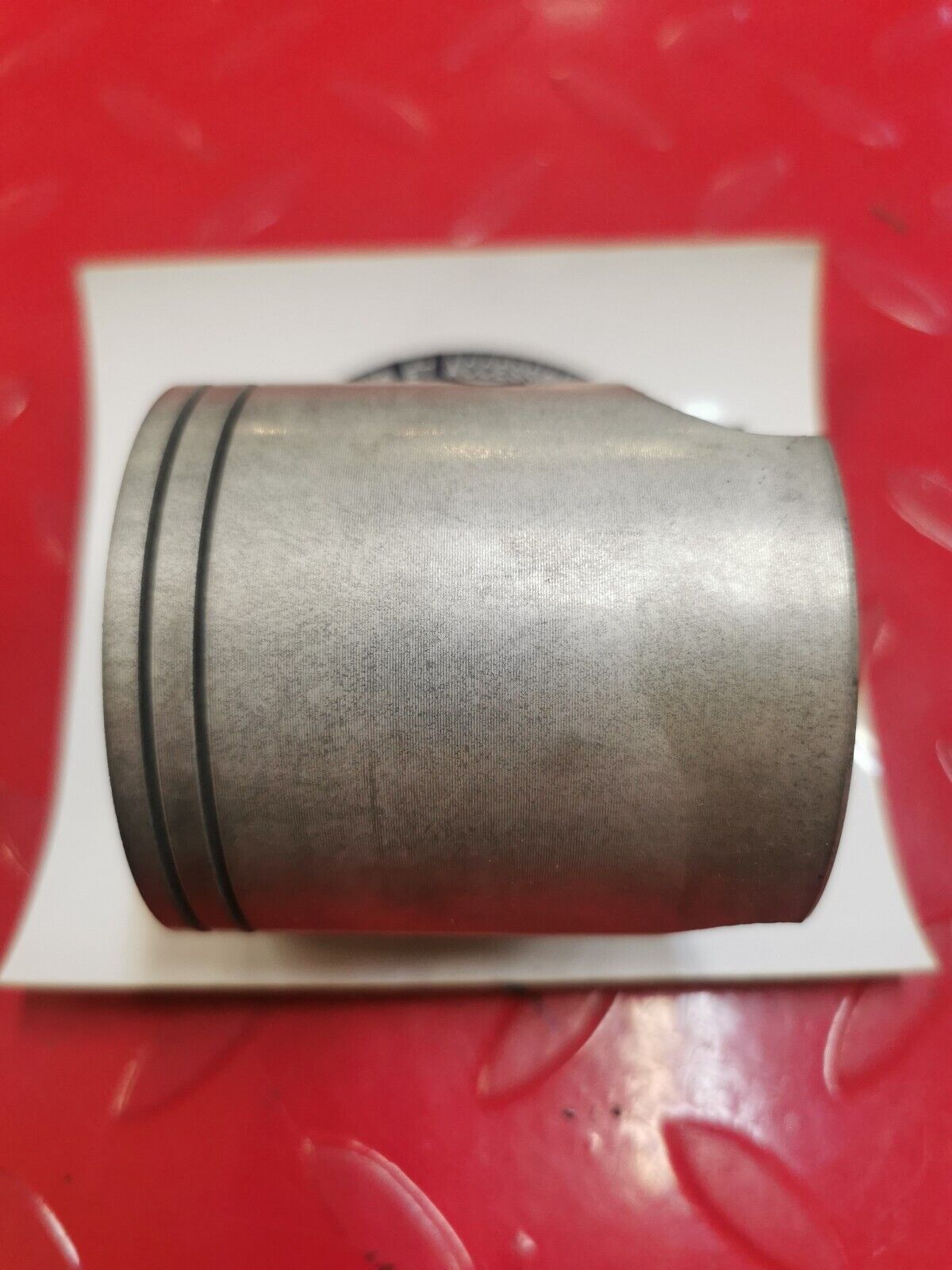 NOS Yamaha RD400 PISTON 3J7-11631-00-96 Y17