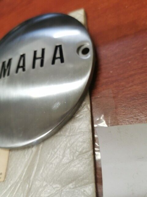 NOS Yamaha TX650 XS1 XS2 XS650 GENERATOR COVER 256-15425-00-00 Y153