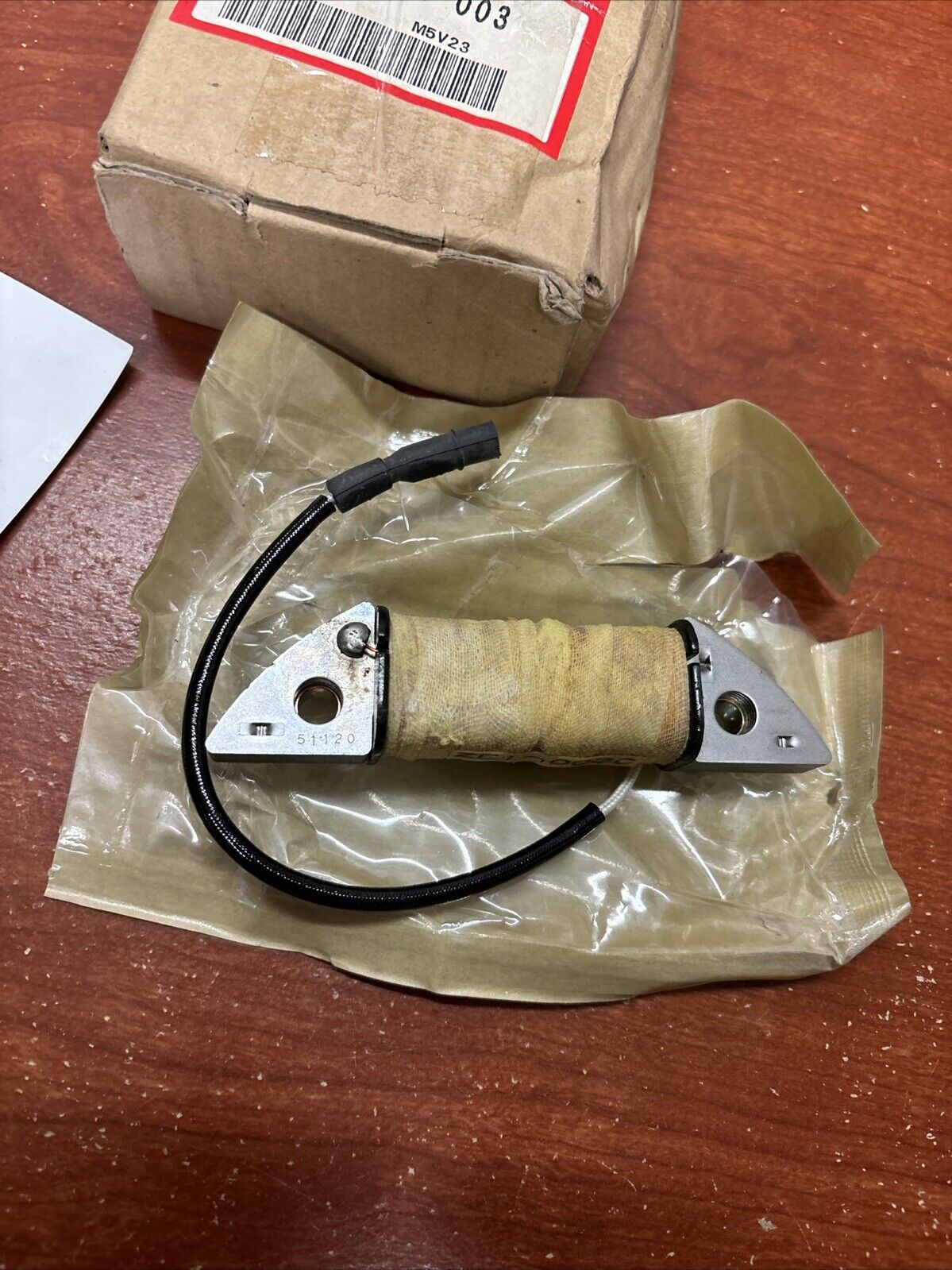 NOS Honda GX140 GX160 GX200 GX240 CHARGE COIL 31630-ZE1-003 SUB 31630-ZE1-0 H173