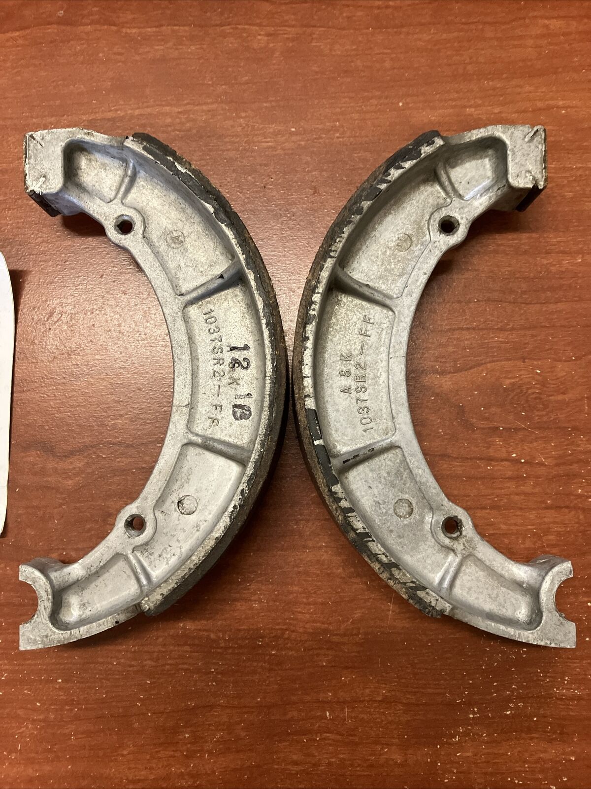 NOS Yamaha TX750 BRAKE SHOES 341-25331-00 SUB 341-25330-00-00 341-25330-10 Y165