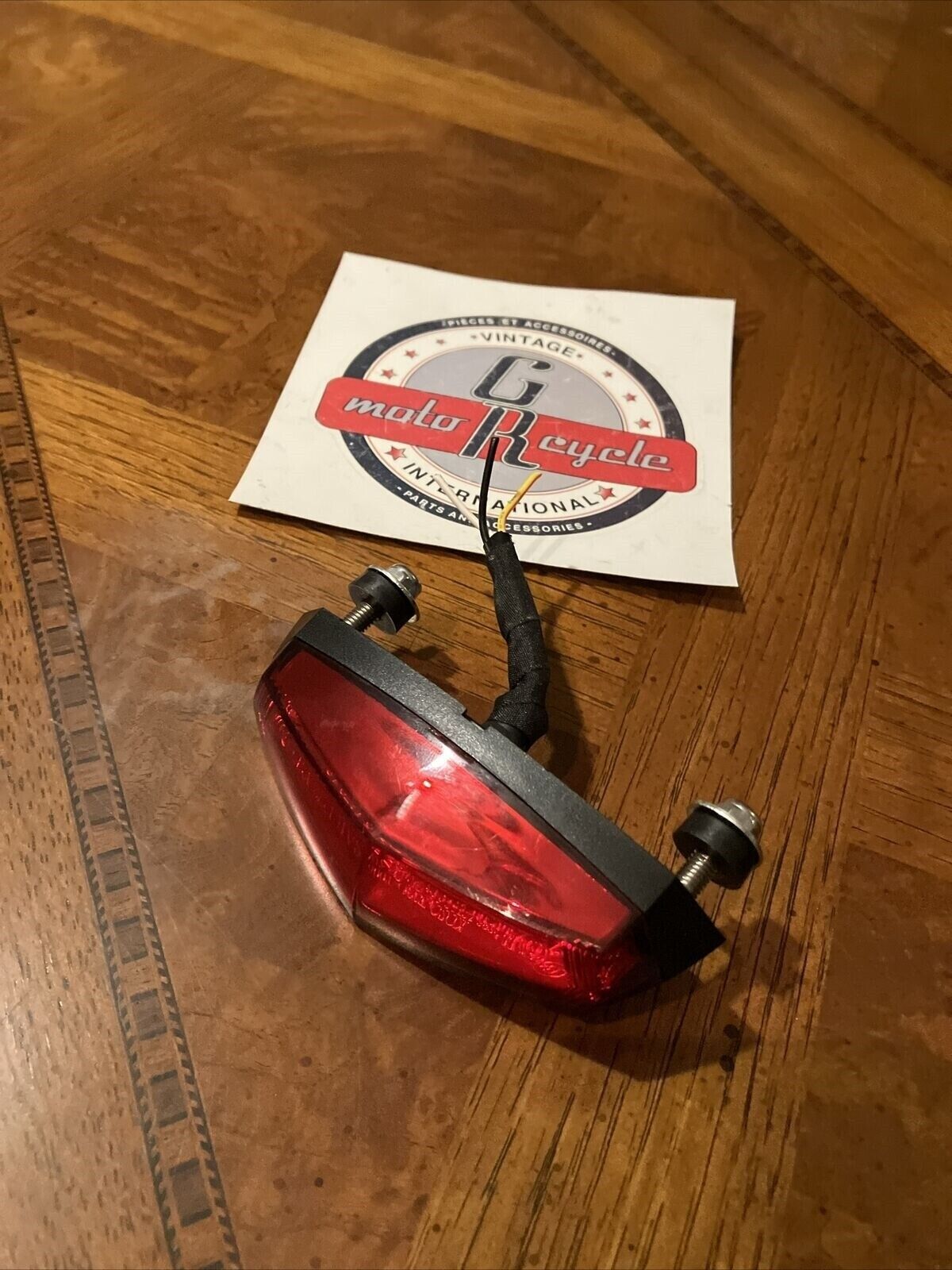 NEW SKI-DOO EXPEDITION SKANDIC MXZ 2024 TAIL LIGHT 520003071 (NO CONNECTOR) BRP1