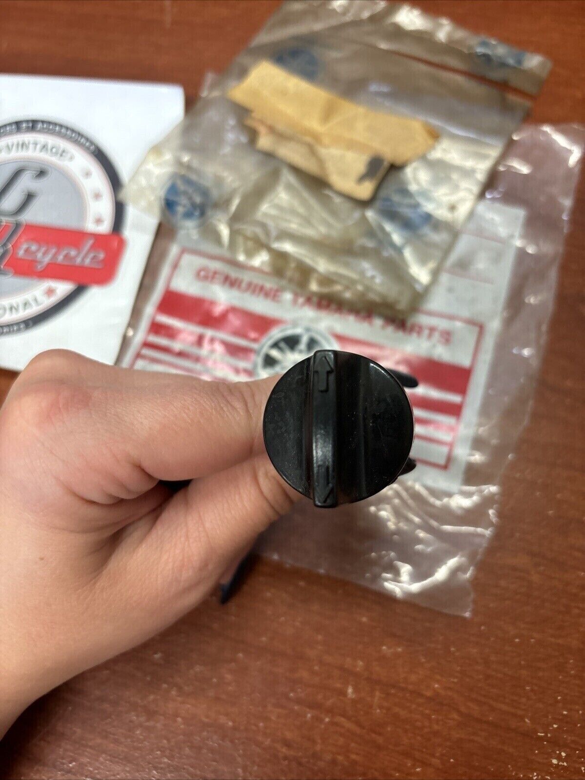 NOS Yamaha GP292 GP338 GP440 GS300 GS340 KNOB 844-77324-00-00 Y180
