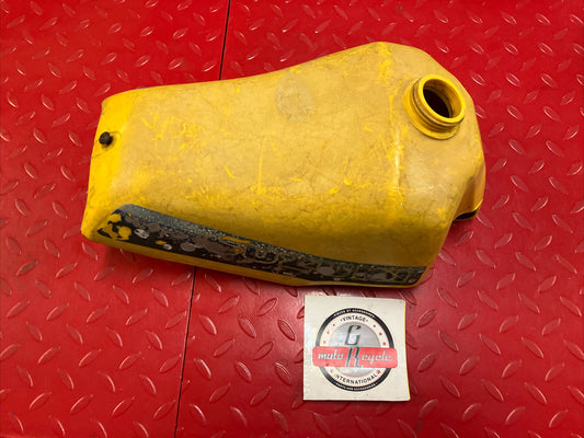 Suzuki RM125 1981 1982 1983 fuel tank gas petrol reservoir