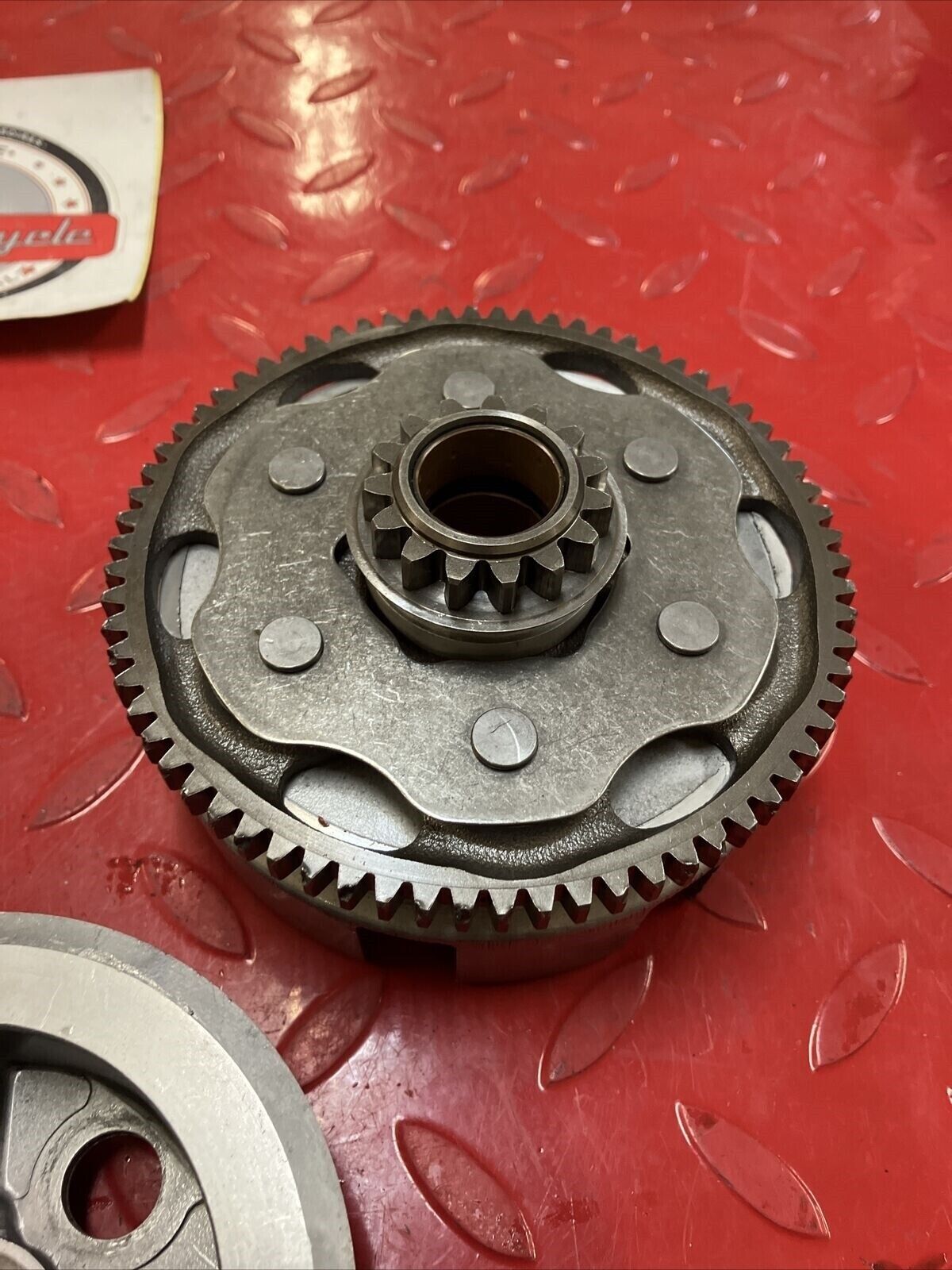 Honda CR80R 1990 clutch basket hub  22100-GC4-600
