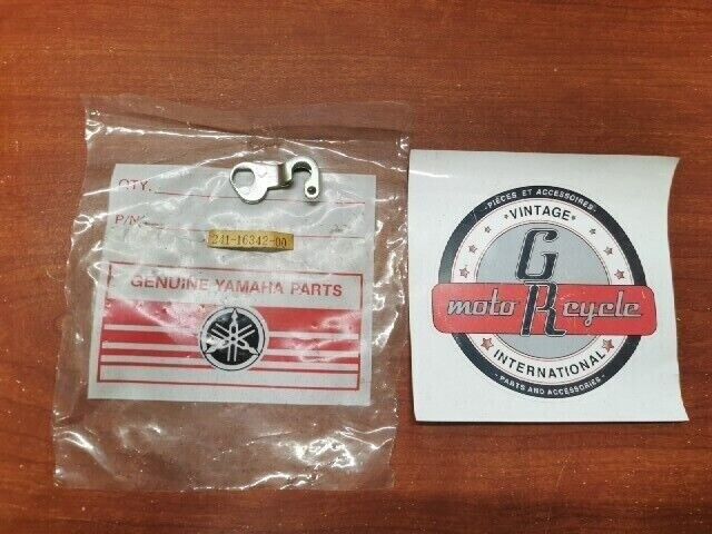 NOS Yamaha AT1 CT1 DT125 RD200 PUSH LEVER 241-16342-00-00 Y135