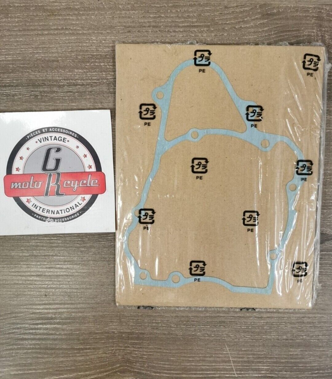 NOS HONDA CB250 CMX250 1986 - 2009 GASKET  L  SIDE SPACER 11395-KBG-771  H61