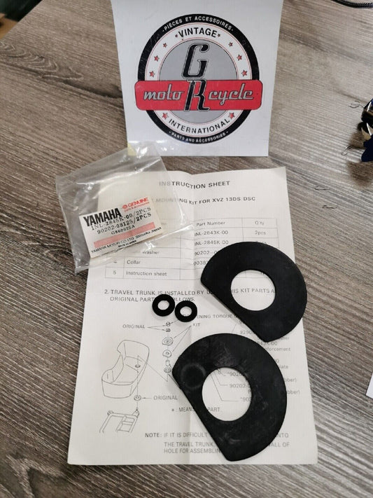 NOS YAMAHA   RUBBER PLATE QTY2   1NL-2845K-00 Y56