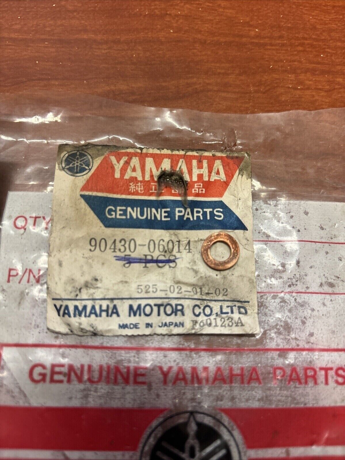 NOS Yamaha GASKET 90430-06014-00 SUB 90201-06X09-00 256-11396-00-00 Y185
