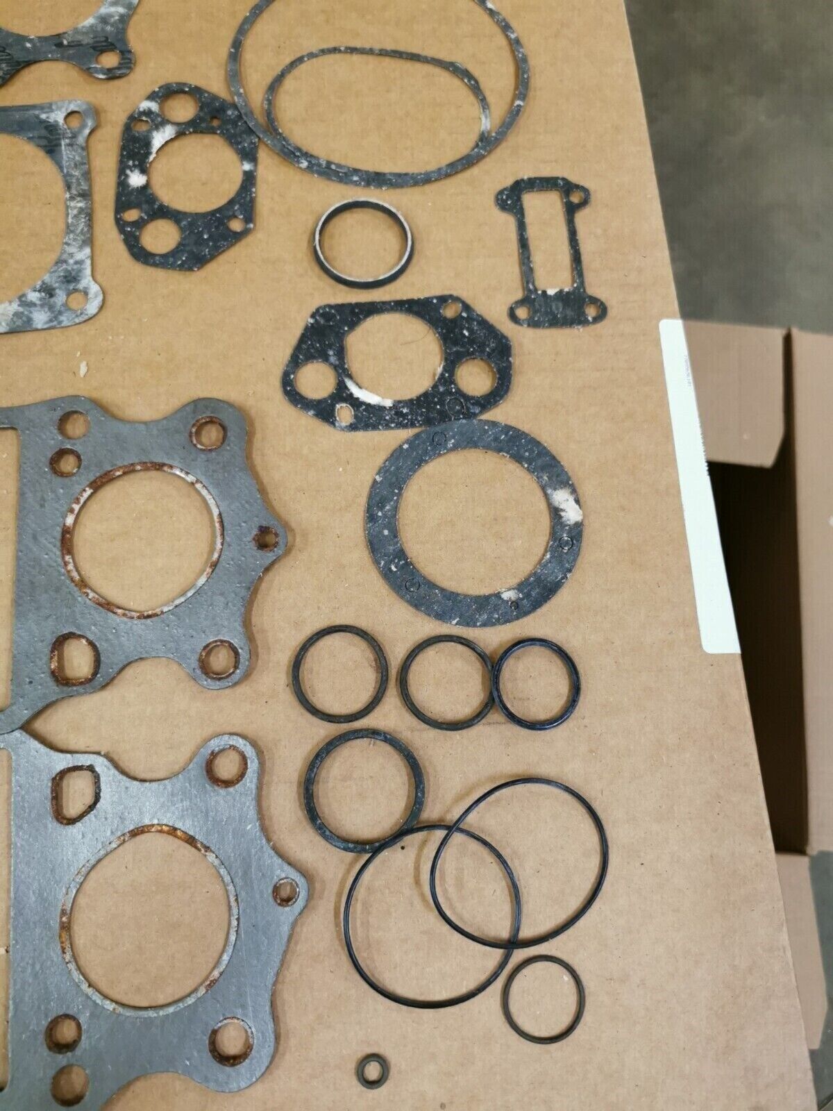 NOS TRADE MARK HONDA CB250 CL250 TOP END GASKET KIT INCOMPLETE SET J49