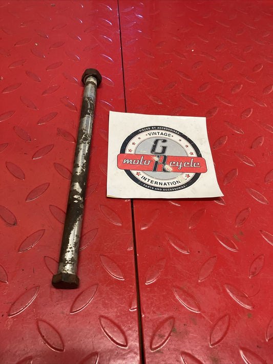 Kawasaki KX125 1980 swingarm shaft pivot bolt axle KX250 KX420 KDX