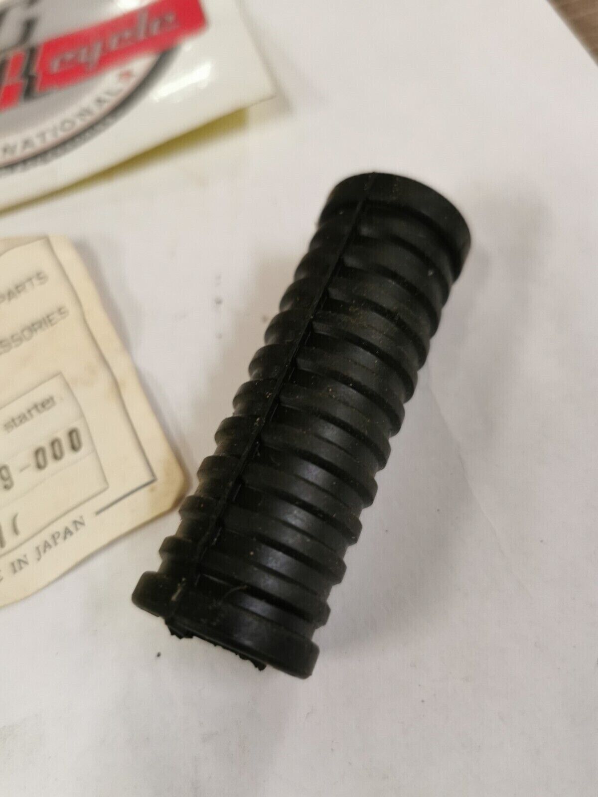 NOS CHARIOT CYCLE HONDA CB750A CM450A CB750 KICK STARTER RUBBER 28311-329-00 J23