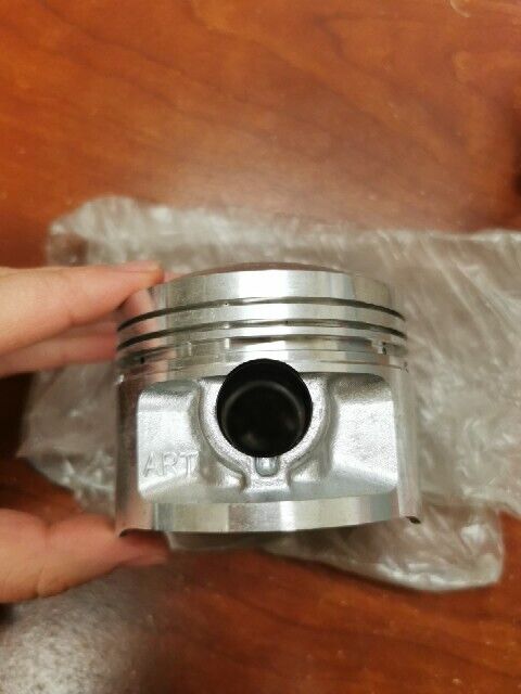 NOS Suzuki 1979 - 1981 GS1000 PISTON (STD) 12111-49001 S33