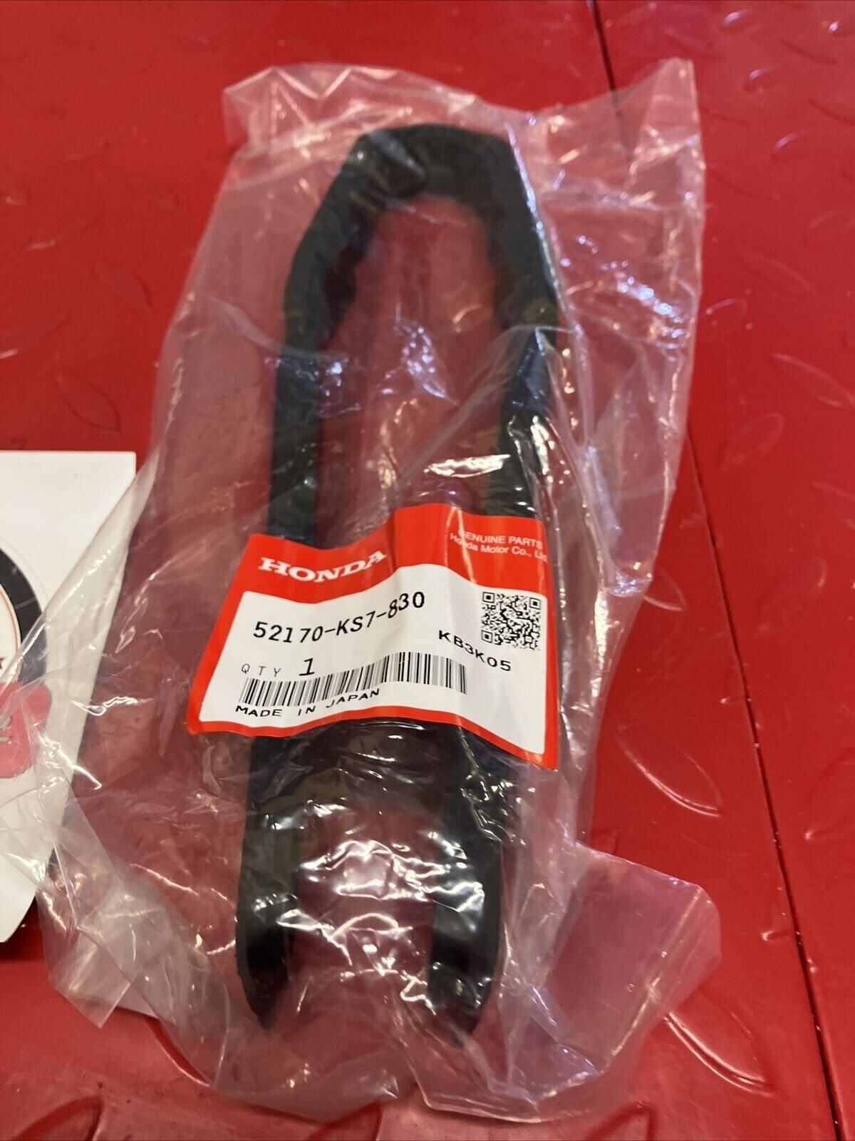 NEW HONDA CR125R 89-90 CR250R 88-89 CR500R 89-90 CHAIN SLIDER 52170-KS7-830 H100