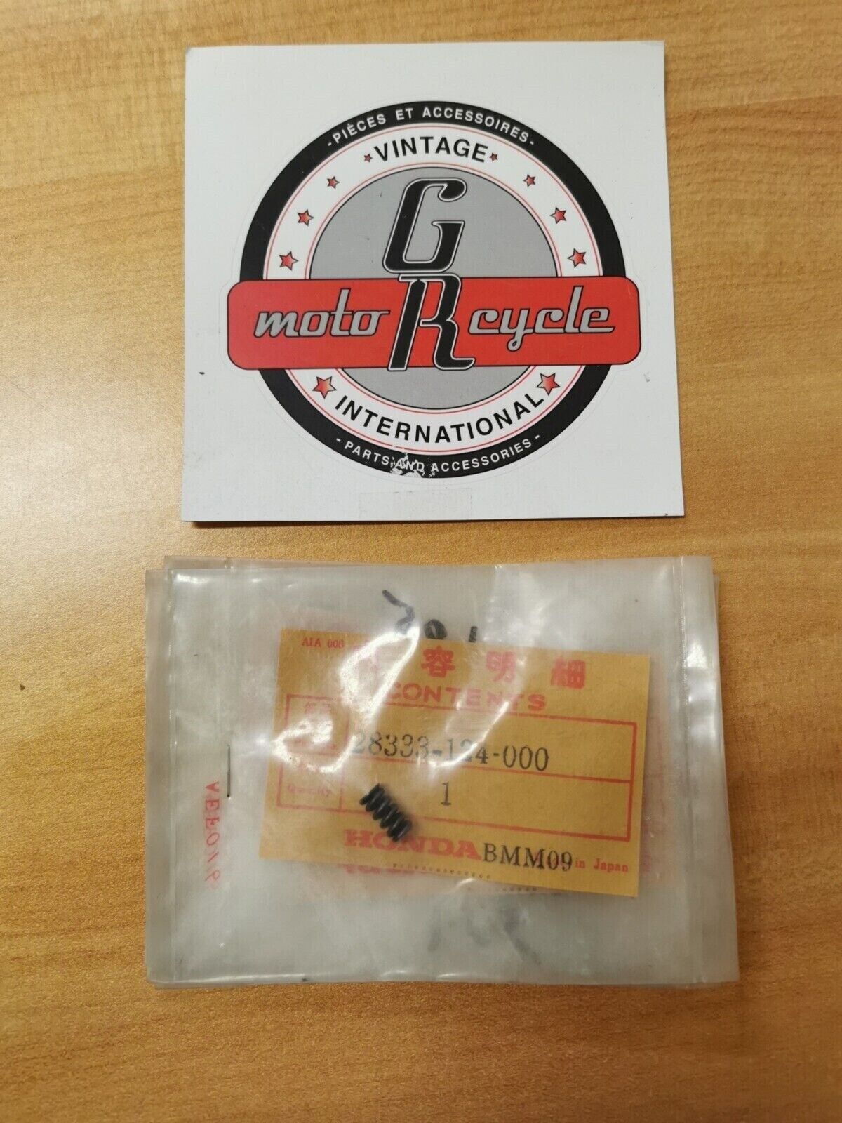 NOS Honda XL100 XR600 ATC250 XR500 MR175 CR250 XL125 SPRING 28333-124-000 H27