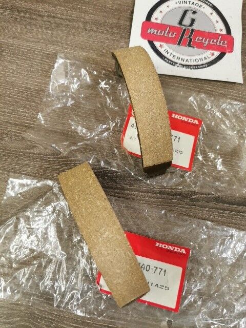 NOS HONDA CR250R CR450R XR250R  SHOE FRONT KIT BRAKE MCA QTY2 45120-MA0-771 H74