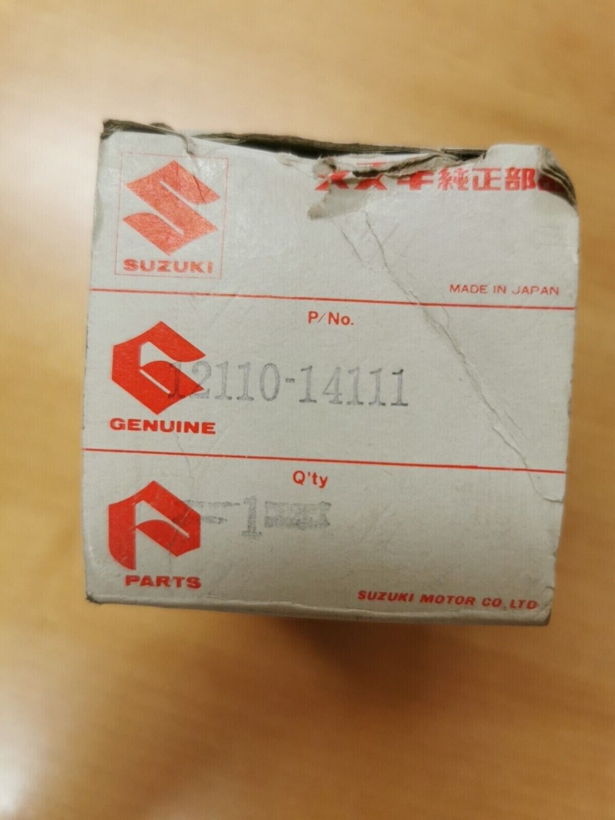 NOS SUZUKI RM125 1981 - 1983 PISTON 12110-141V0  S8