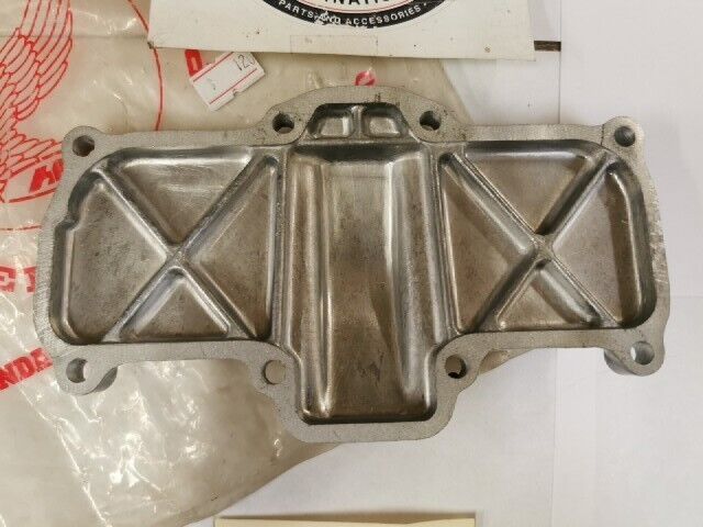 NOS HONDA  CL450 CB450 CYLINDER HEAD COVER 12321-283-010  H70