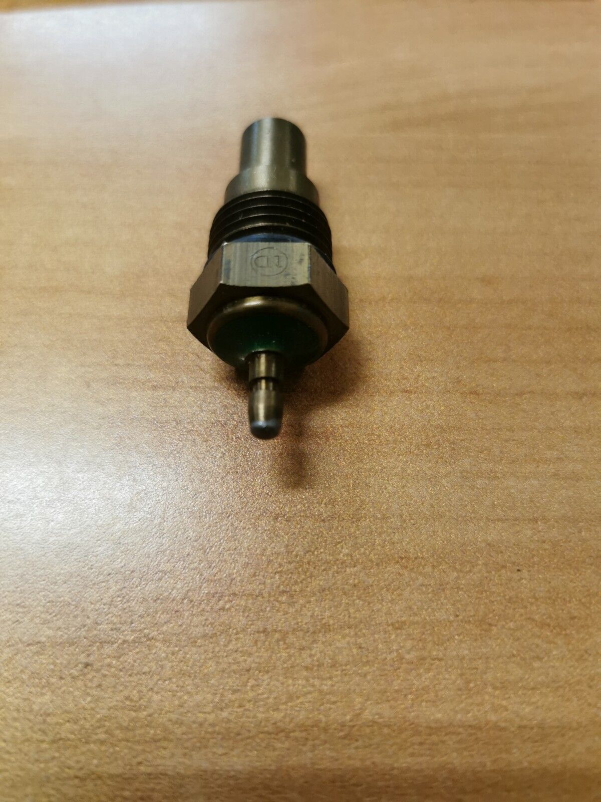 NOS HONDA GL1100 CX500 1980 - 1984 SENDING UNIT  WATER TEMPERATURE 37750-611 H17